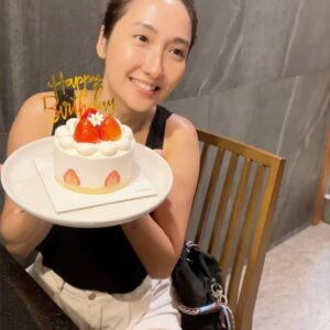 Sopitnapa Chumpanee Instagram - Happy Birthday CJ ♥️
We love you ♥️
เค้กกลุ่ม

Happy and healthy everyday ja💋♥️