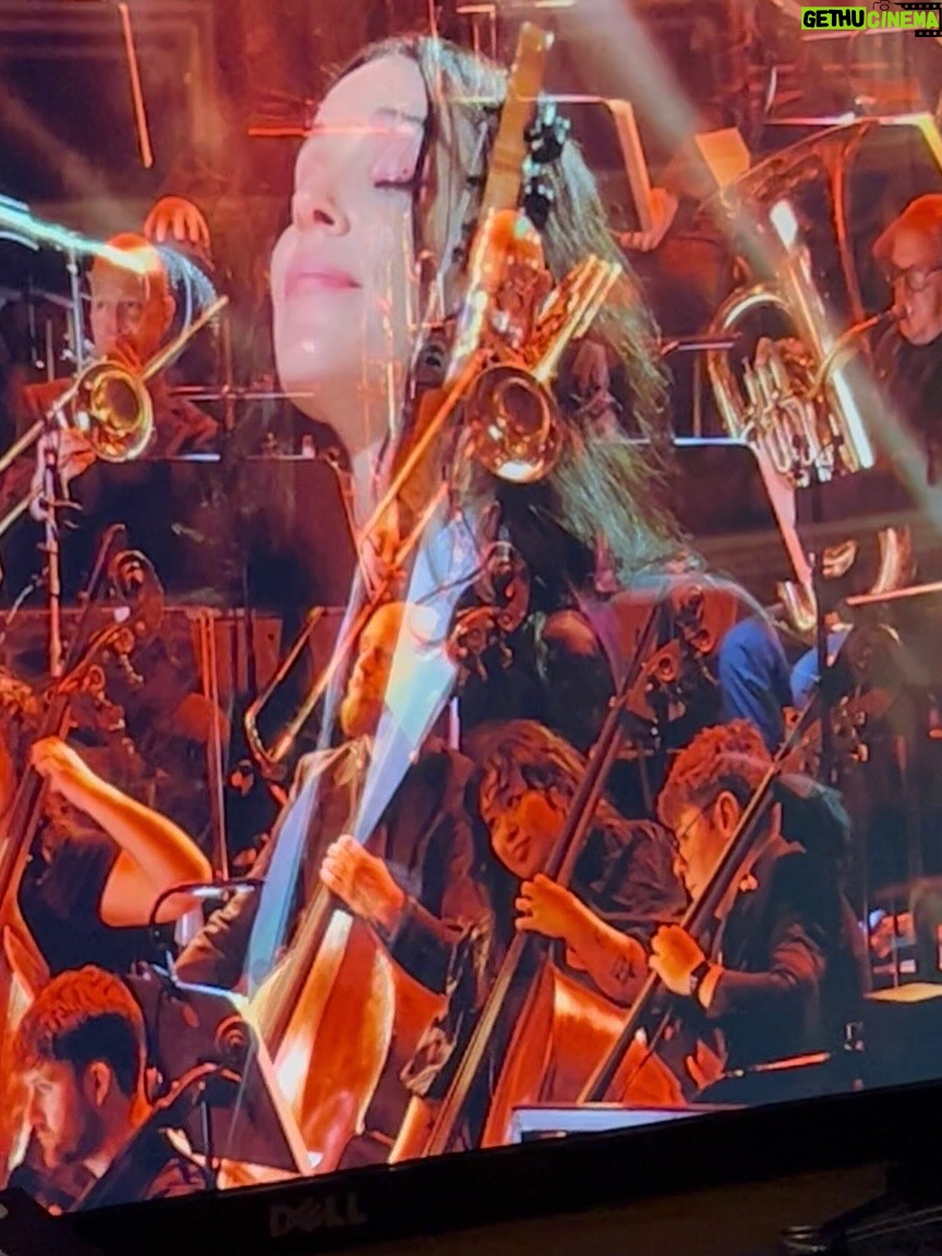 St. Vincent - 26.6K Likes - PROM