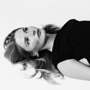 Actress Stefanie Scott HD Photos and Wallpapers October 2025
