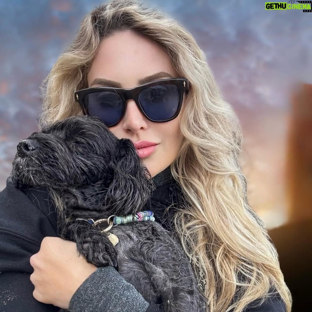 Stephanie Pratt - 4.9K Likes - More & more I’ve been feeling like I’m not cut out for this world. A therapist told me my sensitivity & empathy were my superpower. Personally I’d prefer to be numb so I’m not so affected .  Now that everything is gone and my days are filled with fear and worry I feel even more disconnected from my friends and former life. I see people able to compartmentalise and carry on with their lives. It’s frustrating I can’t get past the feelings. I don’t know where I go from here. I don’t know whose life I’m living bc I don’t recognise it… so I just hold my little boy and he kisses my tears away. But I wish it would all just go away