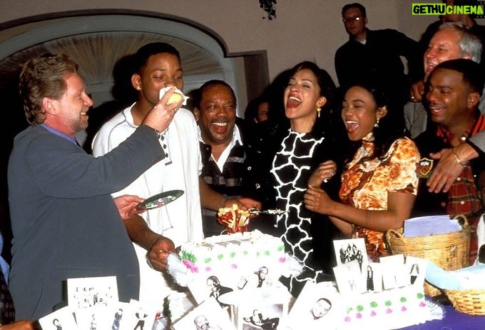 Tatyana Ali - 8.4K Likes - Eat all the Cake!! Happy Birthday @willsmith! 🍰🎈