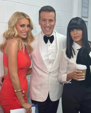 Tess Daly Instagram - To my Strictly friends and family 🤍