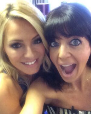 Tess Daly Instagram - To my Strictly friends and family 🤍