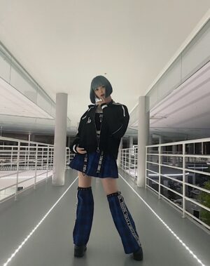 Tina Tamashiro Instagram - レーイ、🩵　
My name is Rei 🃏

#今際の国のアリス3

#aliceinborderland3