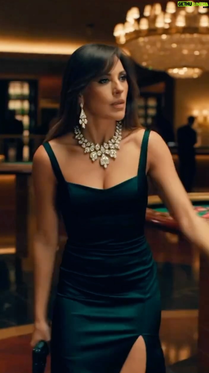 Vanessa Villela - 2.3K Likes - The action continues! #007 moment 🎰💃
La acción continua! Momento 007 ✨💫🚀😆💎