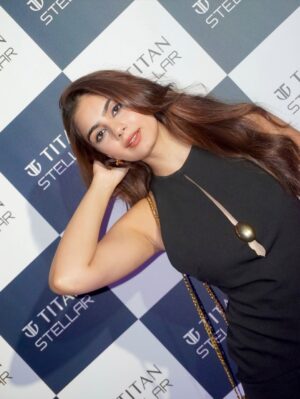 Viddhi Giri Instagram - A night to remember — with @titanwatchesindia unveiling India’s first Wandering Hour. Time just got timeless. ⌚️ 

#TitanStellar #WanderingHours #InspiredByInfinte