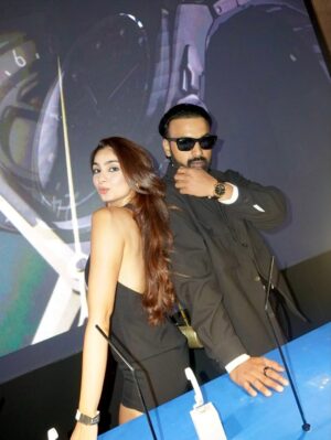 Viddhi Giri Instagram - A night to remember — with @titanwatchesindia unveiling India’s first Wandering Hour. Time just got timeless. ⌚️ 

#TitanStellar #WanderingHours #InspiredByInfinte