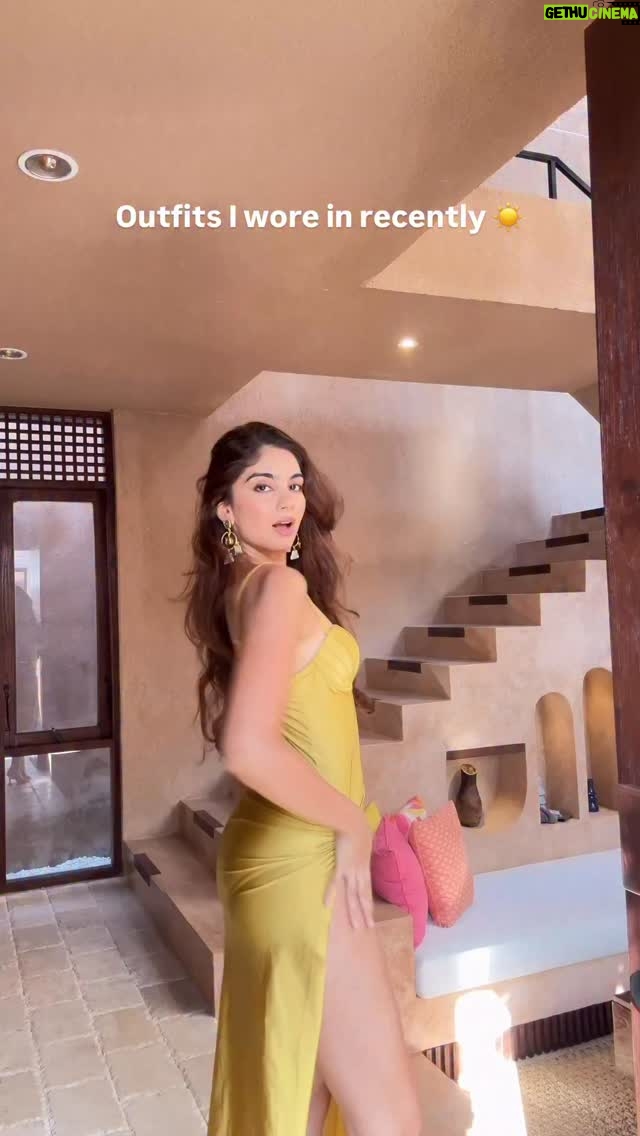 Viddhi Giri - 16.9K Likes - Dramatic song. Dramatic fits. Balanced, no? 😛