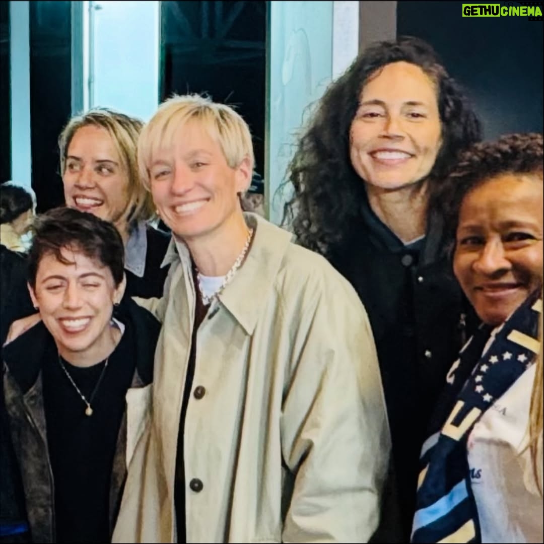 Wanda Sykes - 26.9K Likes - What a night meeting Kylie & Jason Kelce — and ALL the women’s sports legends! 😍✨

Philly showed up in epic fashion: 17,000 fans on a school night!! 💥🏟️
Women’s sport is RIGHT NOW. 💪⚽🏀

Who feels the energy ?? 🔥🙌
………………………………………………………

@uswnt 
@mrapinoe @sbird10 @iamwandasykes @jason.kelce @kykelce 
.
.
 #WomensSports #PhillyStrong #USWNT #EpicNight #supporther #representationmatters #philly #philadelphia