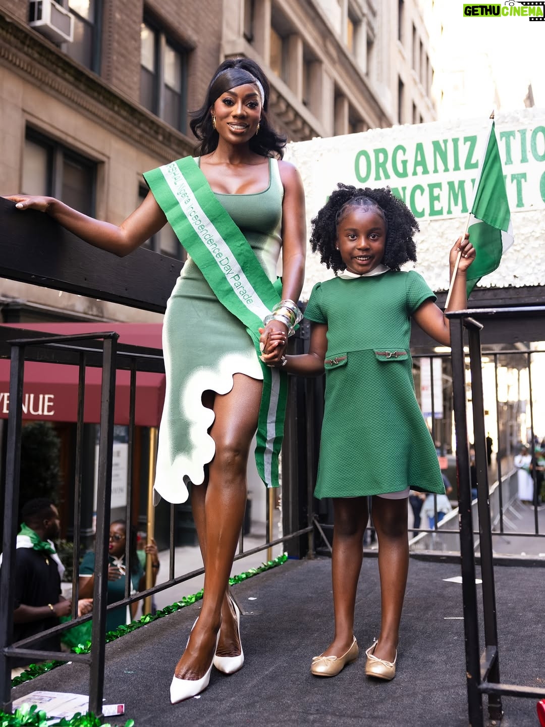 Wendy Osefo - 44.2K Likes - Thank you to @oan_nyc for having me as the Grand Marshall of The Nigerian Independence Day Parade! Thank you for the honor and thank you for also presenting me with the Leadership and Impact award. Forever grateful to the country that birth me and the culture that raised me 🇳🇬🇳🇬🇳🇬🇳🇬

📸: @sonejr
