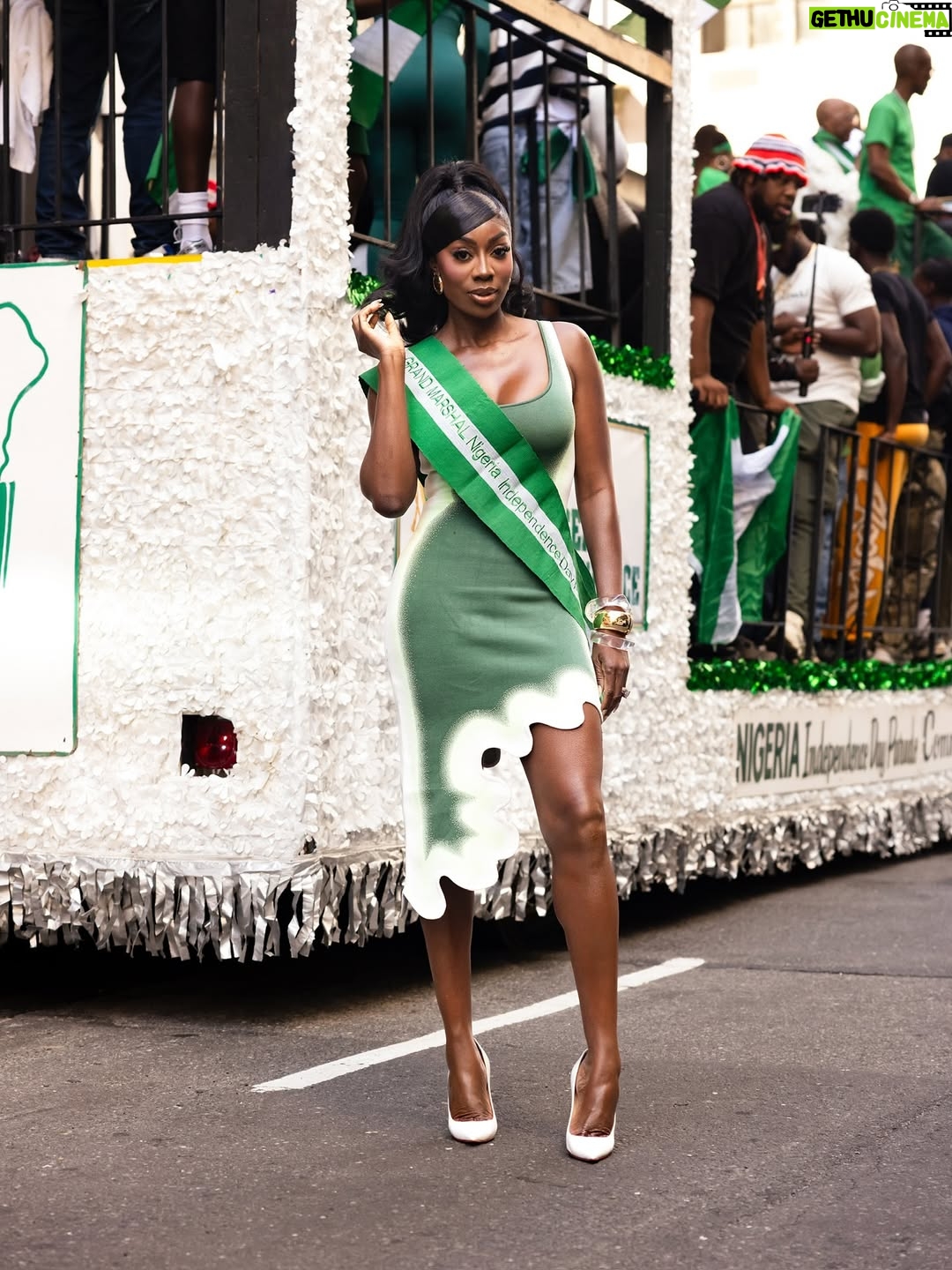 Wendy Osefo - 44.2K Likes - Thank you to @oan_nyc for having me as the Grand Marshall of The Nigerian Independence Day Parade! Thank you for the honor and thank you for also presenting me with the Leadership and Impact award. Forever grateful to the country that birth me and the culture that raised me 🇳🇬🇳🇬🇳🇬🇳🇬

📸: @sonejr