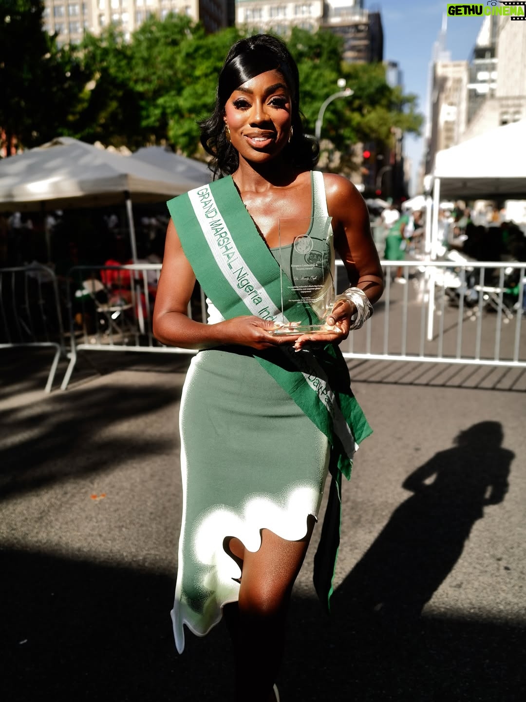 Wendy Osefo - 44.2K Likes - Thank you to @oan_nyc for having me as the Grand Marshall of The Nigerian Independence Day Parade! Thank you for the honor and thank you for also presenting me with the Leadership and Impact award. Forever grateful to the country that birth me and the culture that raised me 🇳🇬🇳🇬🇳🇬🇳🇬

📸: @sonejr
