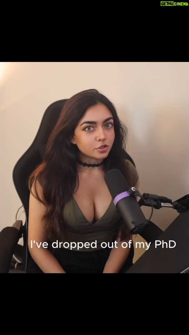 Zara Dar - 3.5K Likes - Leaving my PhD

#phd #stemgirls #collegegirls #talking #explorepage #learning
