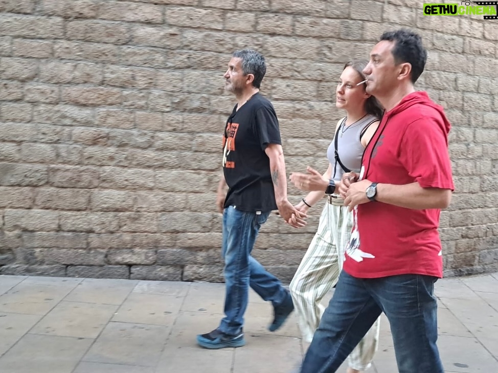 Şeyma Korkmaz - 4.9K Likes - #ai̇le 🤍
La meva família a Barcelona