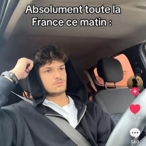 Adèle Castillon Instagram - EN BOUCLE EN BOUCLE EN BOUCLE
