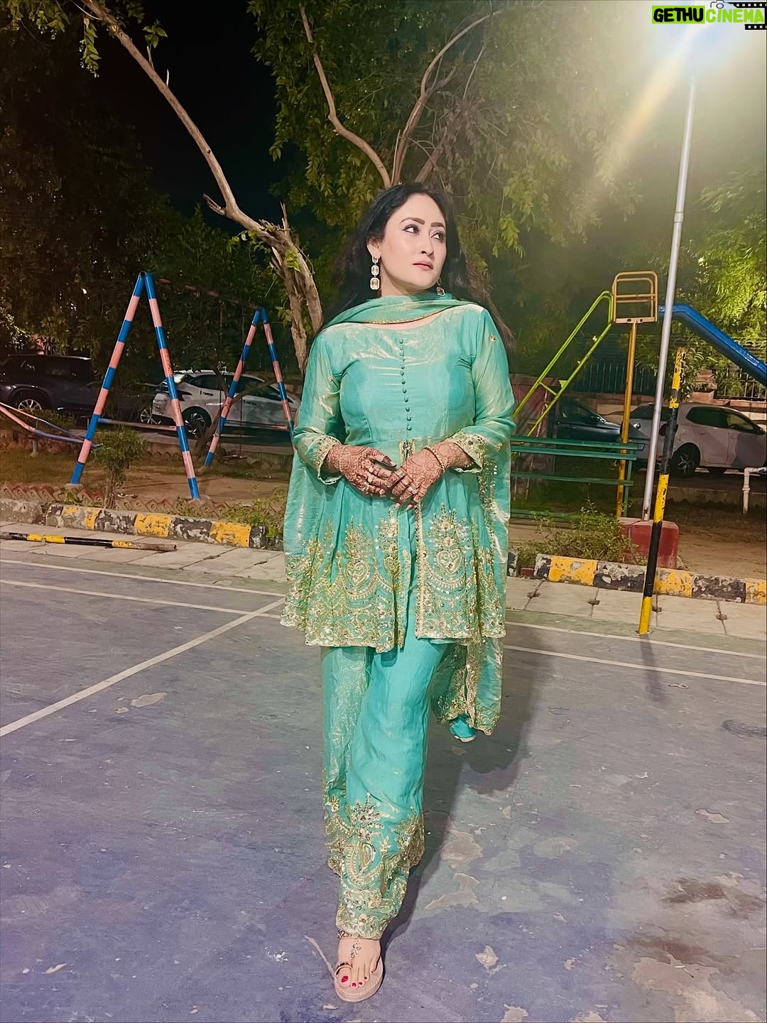 Aditi Sajwan - 11.2K Likes - Let’s Play !!💕🫰🏻

#aditisajwan#galsun