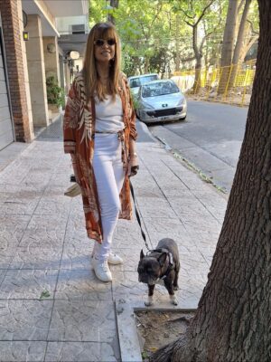 Adriana Salgueiro Instagram - UN DÍA DE MI VIDA COMPLETO , desde que me levanto 😉. #life #lifestyle #work #tv #radio