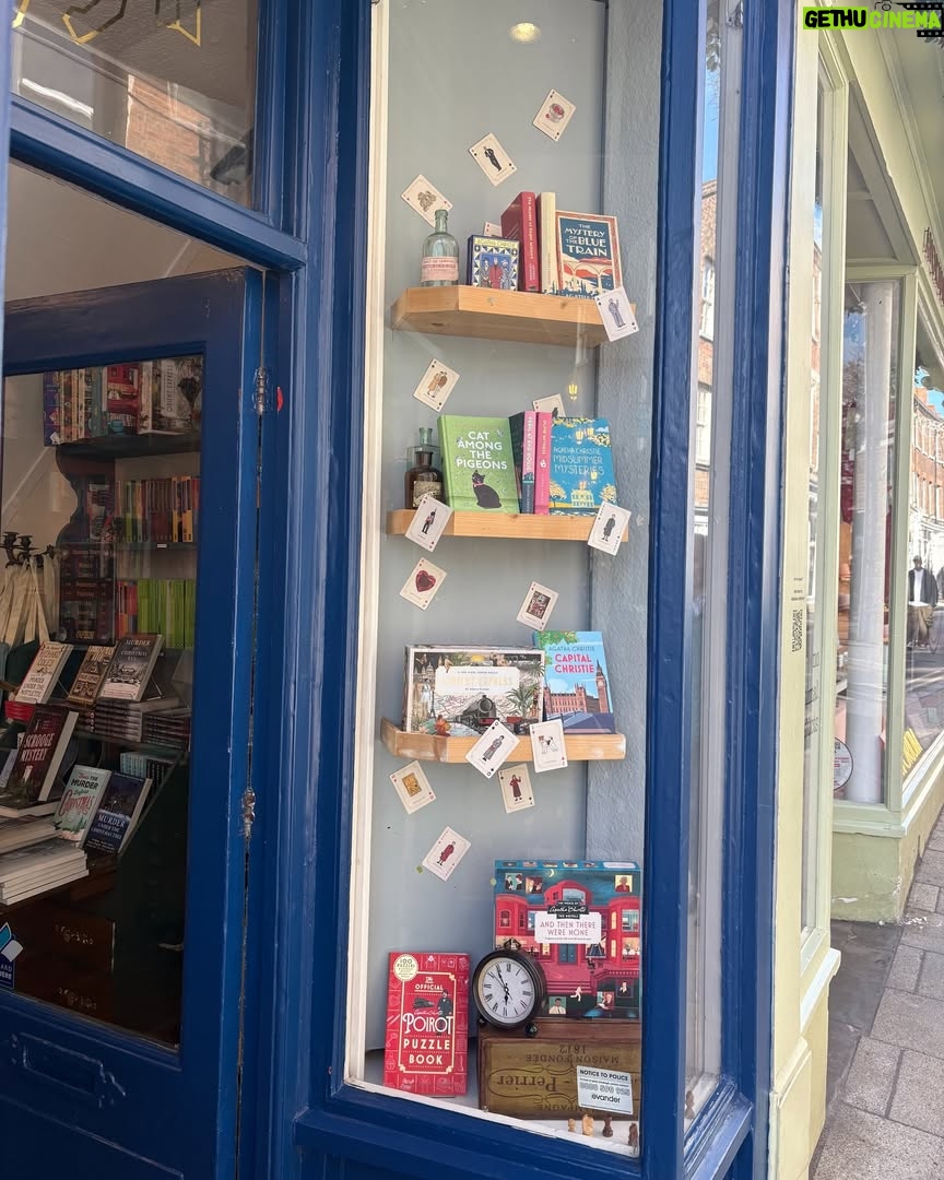 Agatha Christie - 2.4K Likes - We've visited lots of brilliant bookshops this year, and have enjoyed spotting the Queen of Crime on the shelves 🛍️

What bookshops should we visit in 2026?

#AgathaChristie