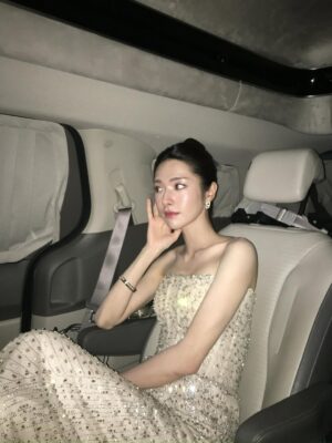 Ahn Ha-young Instagram - 수상하신 모든분들 축하드립니다 🤍
#kgma