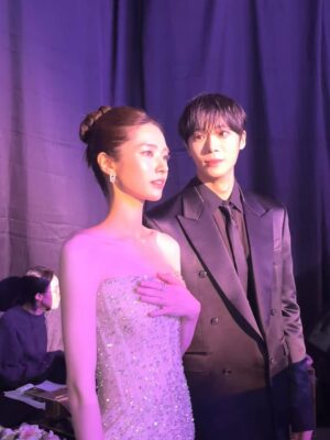 Ahn Ha-young Instagram - 수상하신 모든분들 축하드립니다 🤍
#kgma