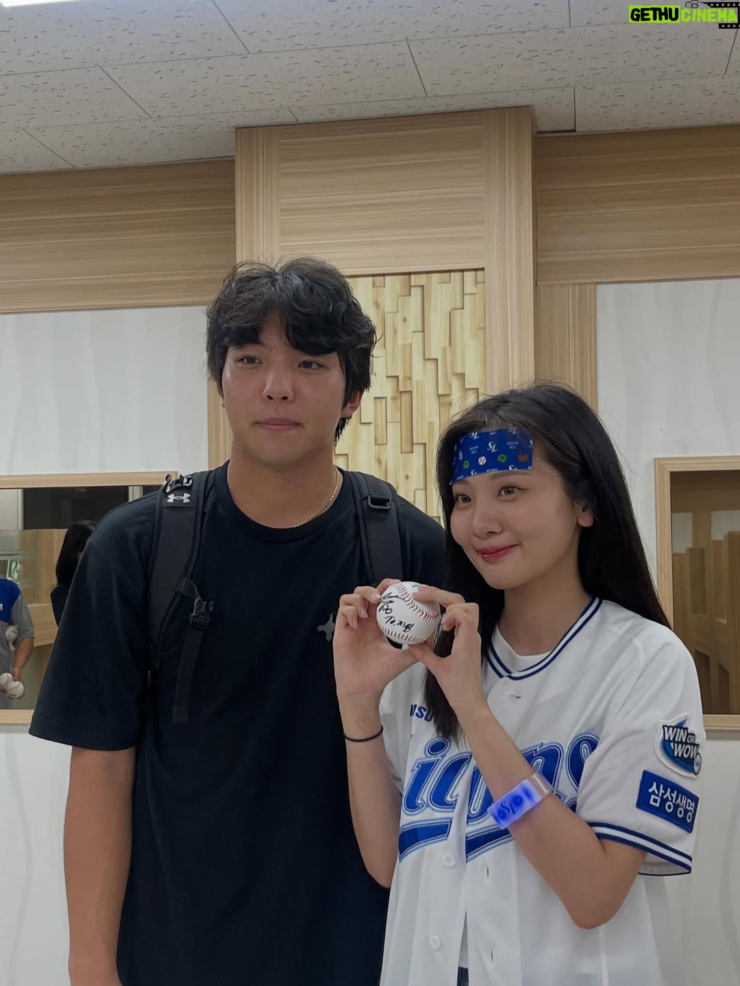 Ahn Ji-young - 31.2K Likes - 최강삼성💙
승요닷💙