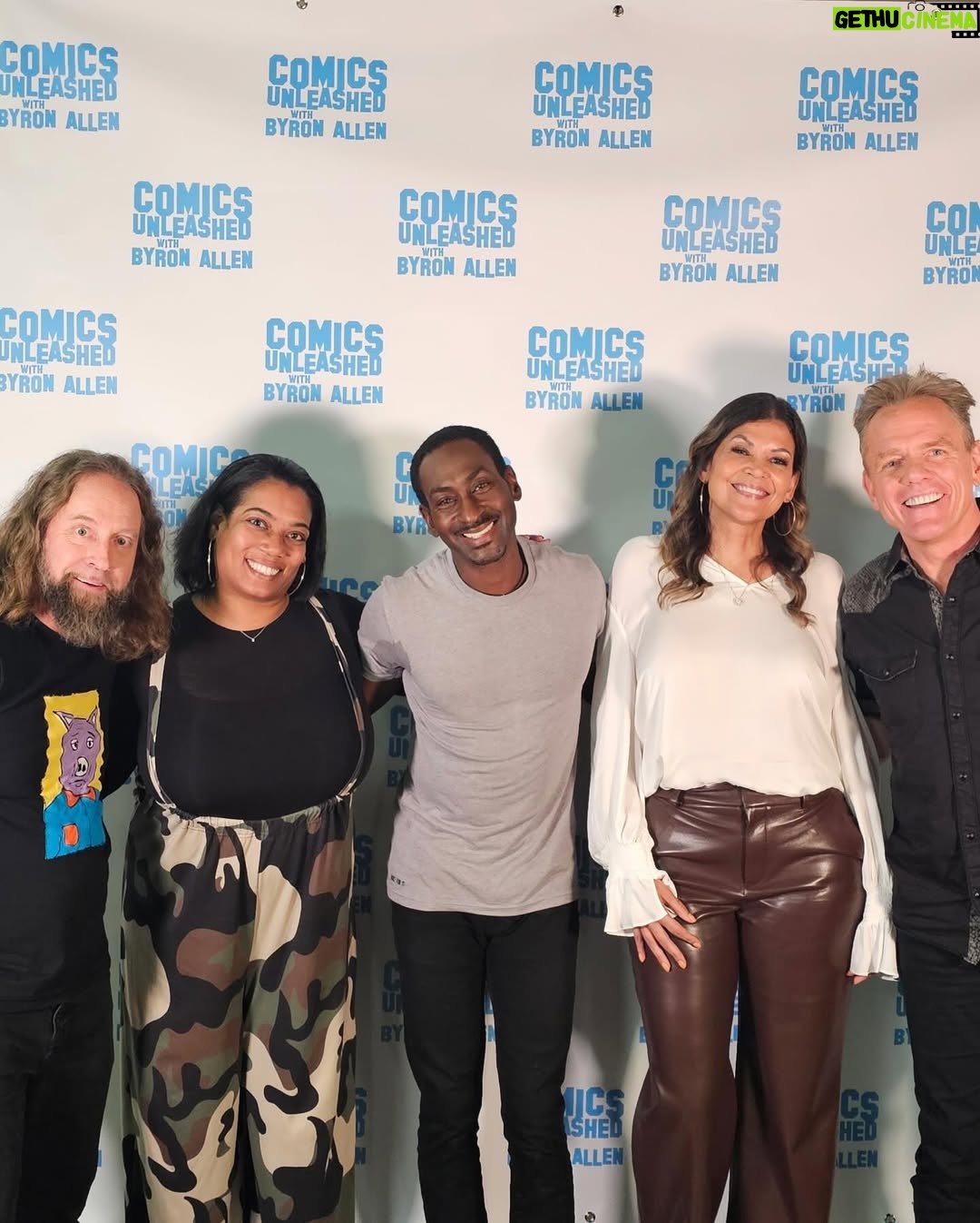 Aida Rodríguez - 283 Likes - Watch me unravel on @comicsunleashedes tonight night on @cbstv right after Colbert. If you miss it, don’t worry it’ll stream on @paramountplus. Had a time with host  @realbyronallen and my fellow comics @joshbluecomedy @titusnation @therealmikeestime 

@vanessagraddick on the headset getting her producing on! 💫

Let me know what you think.