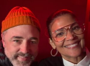 Aida Rodríguez Instagram - A lot of people out there working hard to bastardize the art of comedy for money and fame, but there are still some highly skilled, talented people who respect the beautiful craft of stand up. I happen to be connected to one of them in a very special way. I’ve had the honor and pleasure of directing two @ianlaralive specials, and the latest MATERIAL BOY, dropped yesterday. Ian, literally put his money where his mouth is and produced his own special. We assembled a crew of the best of them and brought his vision to life. He showed up with material and professionalism and love for this thing we call stand up. In this moment of collective trauma we all need some joy to heal, here it is. Materials Boy is funny, thoughtful , provocative, problematic, confrontational and everything that comedy is supposed to be. 

Watch it, like it, share it, comment, talk about it. It’s available right now on YouTube. 

Ian es de lo nuestro, de lo mío. I expect our community to show up and show out! 

Big thanks to Jay, Frank, Cris, Cipha and everyone who showed up for Ian and his material!!!!