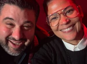 Aida Rodríguez Instagram - A lot of people out there working hard to bastardize the art of comedy for money and fame, but there are still some highly skilled, talented people who respect the beautiful craft of stand up. I happen to be connected to one of them in a very special way. I’ve had the honor and pleasure of directing two @ianlaralive specials, and the latest MATERIAL BOY, dropped yesterday. Ian, literally put his money where his mouth is and produced his own special. We assembled a crew of the best of them and brought his vision to life. He showed up with material and professionalism and love for this thing we call stand up. In this moment of collective trauma we all need some joy to heal, here it is. Materials Boy is funny, thoughtful , provocative, problematic, confrontational and everything that comedy is supposed to be. 

Watch it, like it, share it, comment, talk about it. It’s available right now on YouTube. 

Ian es de lo nuestro, de lo mío. I expect our community to show up and show out! 

Big thanks to Jay, Frank, Cris, Cipha and everyone who showed up for Ian and his material!!!!