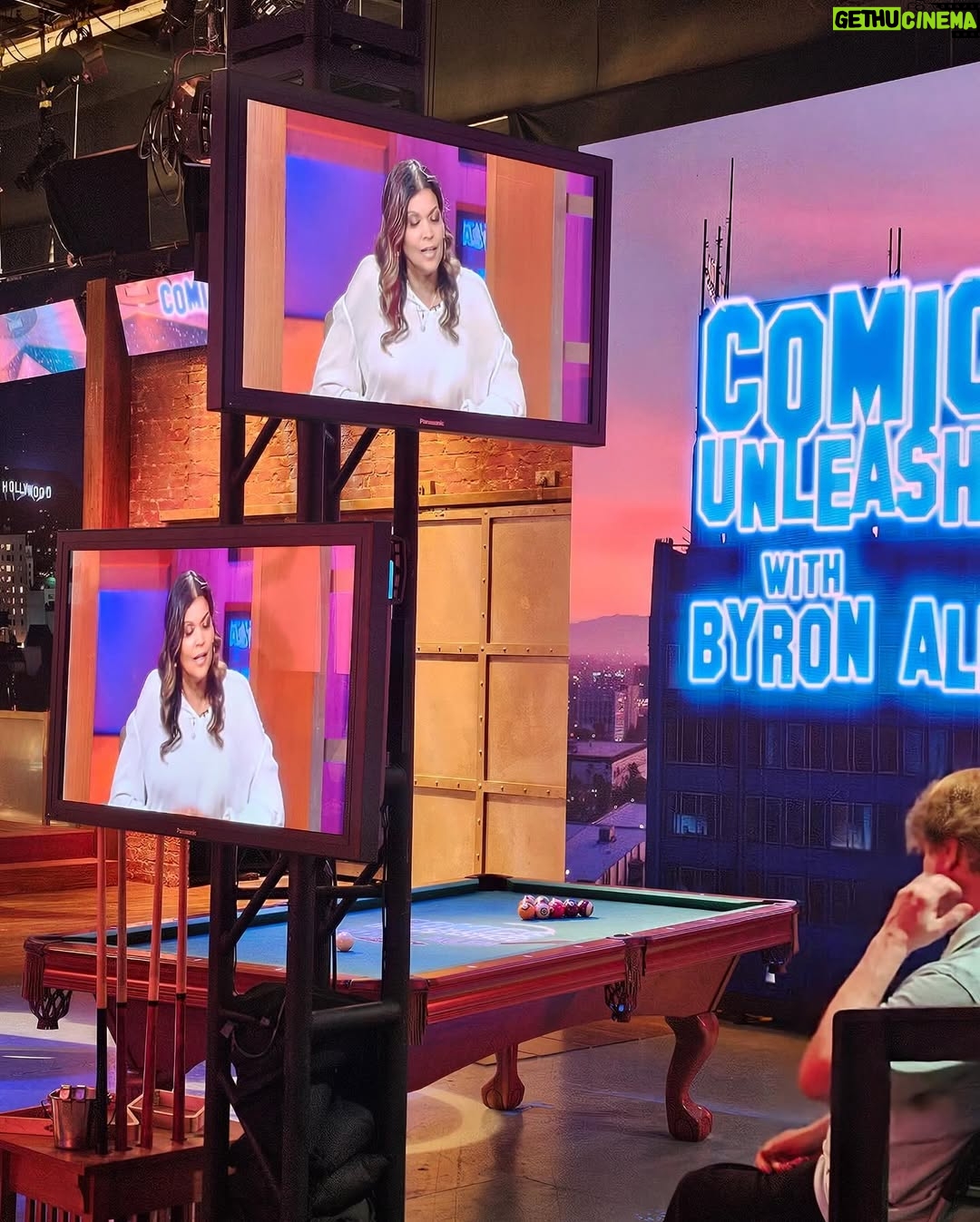 Aida Rodríguez - 283 Likes - Watch me unravel on @comicsunleashedes tonight night on @cbstv right after Colbert. If you miss it, don’t worry it’ll stream on @paramountplus. Had a time with host  @realbyronallen and my fellow comics @joshbluecomedy @titusnation @therealmikeestime 

@vanessagraddick on the headset getting her producing on! 💫

Let me know what you think.