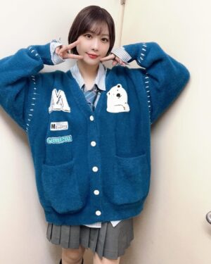 Aimi Instagram - 💙🩶