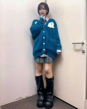 Aimi Instagram - 💙🩶