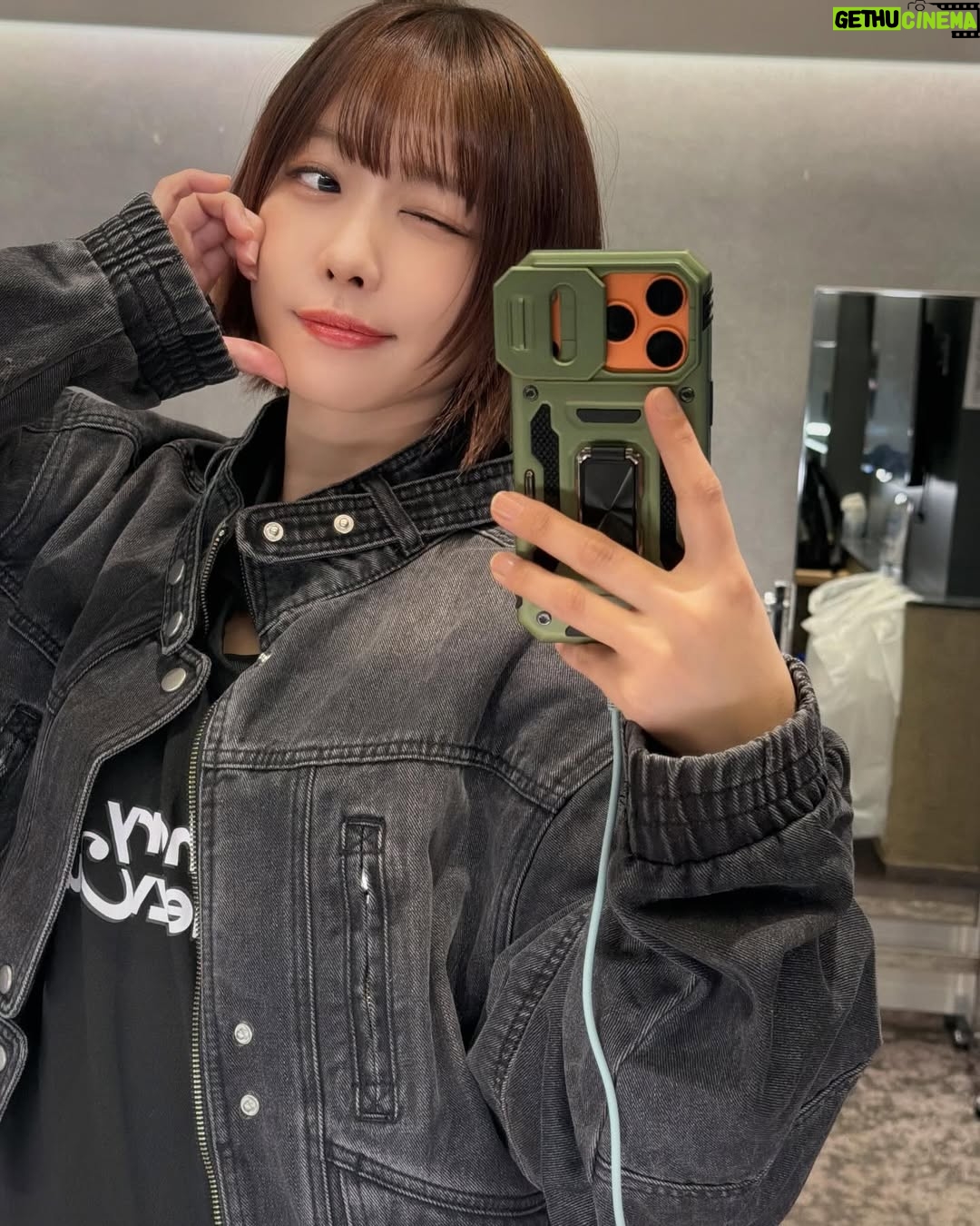Aimi - 9.5K Likes - 💚🧡