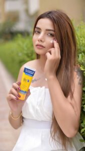 Actress Aisha Mahdi HD Photos and Wallpapers October 2021