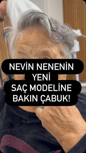 Akasya Asıltürkmen Instagram - Kısa kestirmek ya da kestirmemek, işte bütün mesele bu 😂😂😂

Anlatmaya gerek yok, göreceksiniz. Mutlu sonlu ama, çok kraliçe oldu. Tarz sahibi, huysuz ve tatlı Nevin! 

Canım Can, anlayışınız, sevgi dolu yaklaşımınız ve harika ilginiz için ayrıca teşekkür ederiz. Ben saçıma dokunduramadım, yarın geliyorum, ona göre. Ama kısa olmasın bak! 😆😂😂

#Kıvırcıksaçkesimleri  #creativesalon216 #tanıtım  #ortaklık #akasyatips @kivirciksac_kesimleri @creativesalon216