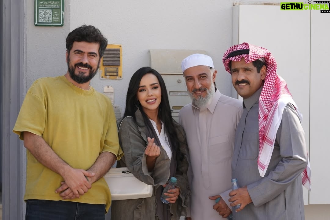 Alaa Shakir - 0.9K Likes - كواليس #مسلسل_المرسى #المرسى مع استاذي النجم #عبدالمحسن_النمر  و #الاء_شاكر  #نايف_خلف ومخرجنا الفنان (فكرت)