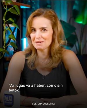 Alejandra Barros Instagram - La presión social nos hace creer que a cierta edad ya deberíamos tenerlo "todo bajo control", pero la realidad es otra. Desde el temor a las canas hasta la expectativa de vida perfecta, analizamos esas ideas en el nuevo episodio de @otroyolo 😱

Ya puedes verlo en nuestro canal de Youtube (link en bio) ✨