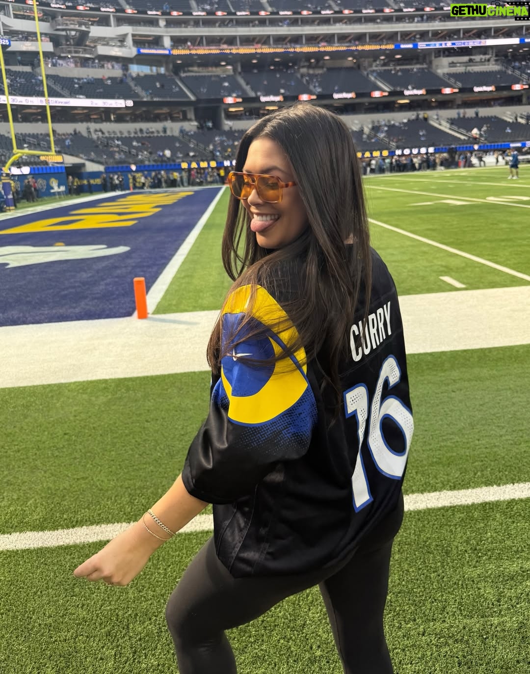 Alex Curry - 3.3K Likes - RAMS HOUSE is headed to the #PLAYOFFS 🤗🏈 too much fun today with my @toyotasocal fam @rams #ad