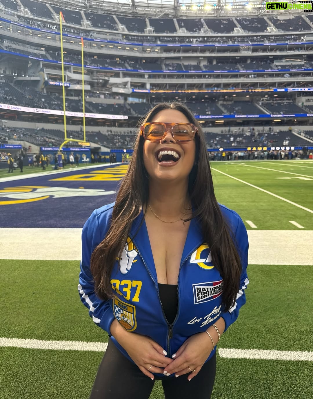 Alex Curry - 3.3K Likes - RAMS HOUSE is headed to the #PLAYOFFS 🤗🏈 too much fun today with my @toyotasocal fam @rams #ad