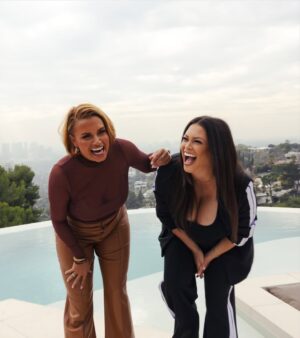 Alex Curry Instagram - Brunch with @passes talking about women in the creator economy. From tech to sports to TV, we’ve all had a crazy journey and I loved sharing and learning from these badass women! 

More from our panel will be posted to my #Passes page (link in my bio) also answering any and all questions on my Passes page 🤗 so come hang out!
