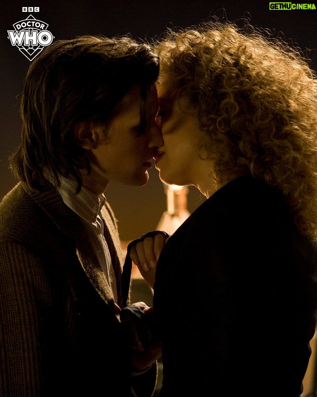 Alex Kingston - 24.6K Likes - "Like I said on the dancefloor, you might want to find something to hang onto..." 💋💃