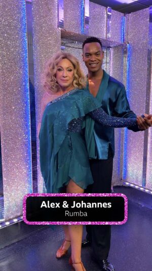 Alex Kingston Instagram - The absolute perfection and precision in this Rumba! Alex and Johannes’ every move had us mesmerised 🔥 #Strictly