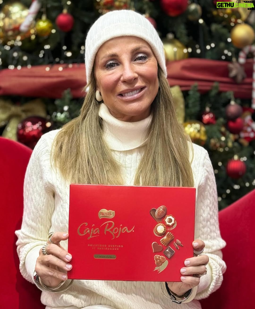 Alexandra Lencastre - 1.7K Likes - Neste Natal não podiam faltar os meus Caja Roja da @nestle.portugal !

#pub