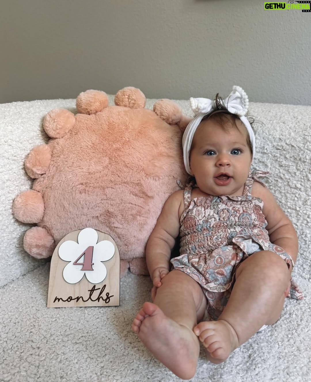 Alexandria DeBerry - 2.5K Likes - a year ago today I found out I was pregnant 🌼 
we had just lost a pregnancy prior to this, so I didn’t want to get my hopes up too much. but after many prayers, here she is   what unfathomable joy she has brought us!! 

we couldn’t imagine life without this dark haired, blue eyed angel 👼🏻 nearly 5 months of mavvi blue 🤍🦋