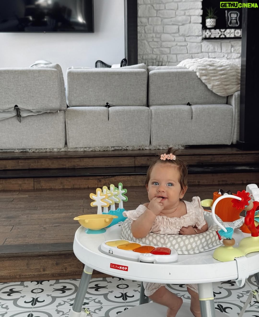 Alexandria DeBerry - 2.5K Likes - a year ago today I found out I was pregnant 🌼 
we had just lost a pregnancy prior to this, so I didn’t want to get my hopes up too much. but after many prayers, here she is   what unfathomable joy she has brought us!! 

we couldn’t imagine life without this dark haired, blue eyed angel 👼🏻 nearly 5 months of mavvi blue 🤍🦋