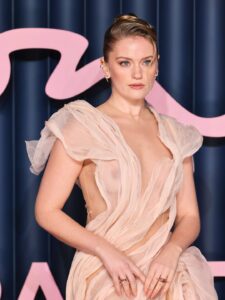 Actress Alicia Agneson HD Photos and Wallpapers December 2025