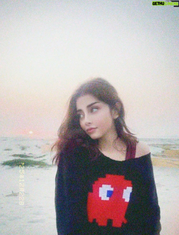 Alizeh Shah - 23.6K Likes - 👾