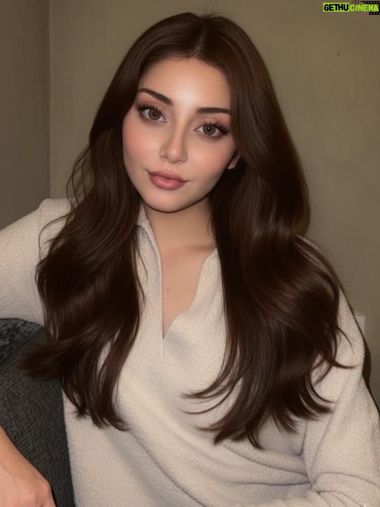 Alizeh Shah - 23.5K Likes - 😵‍💫