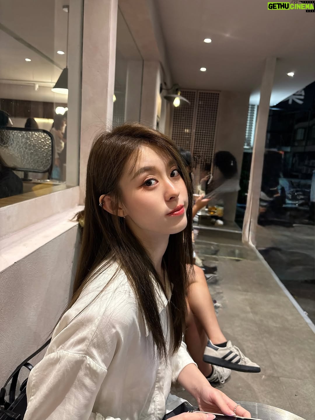 Ally Chiu - 6K Likes - ''
這竟然是我第一次來🔋✨