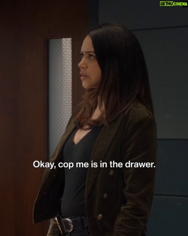 Alyssa Diaz - 39.7K Likes - Detective Lopez's confidence is always worth celebrating. #TheRookie #CulturaSinLímites