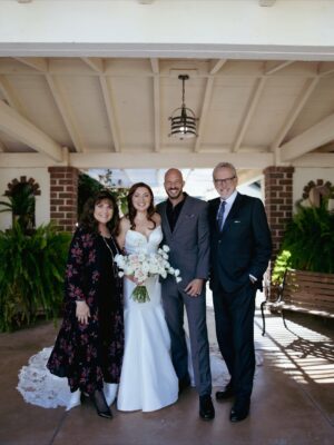 Anastasia Baranova Instagram - Family 🥰 

📸 @nadiataleb 

#californiawedding #octoberwedding